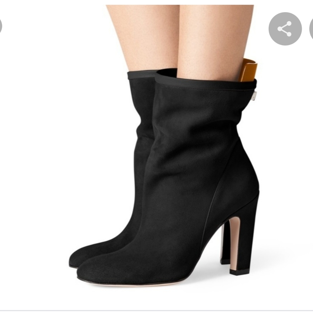 Stuart Weitzman Luxury Brooks Boots